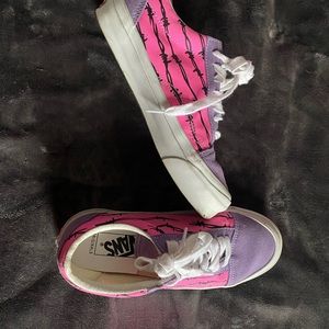 Size 6.5 Women’s Vans